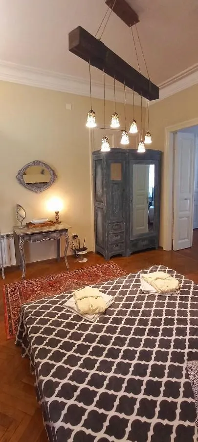 Апартаменты Deja-View House Тбилиси 0*,  Грузия